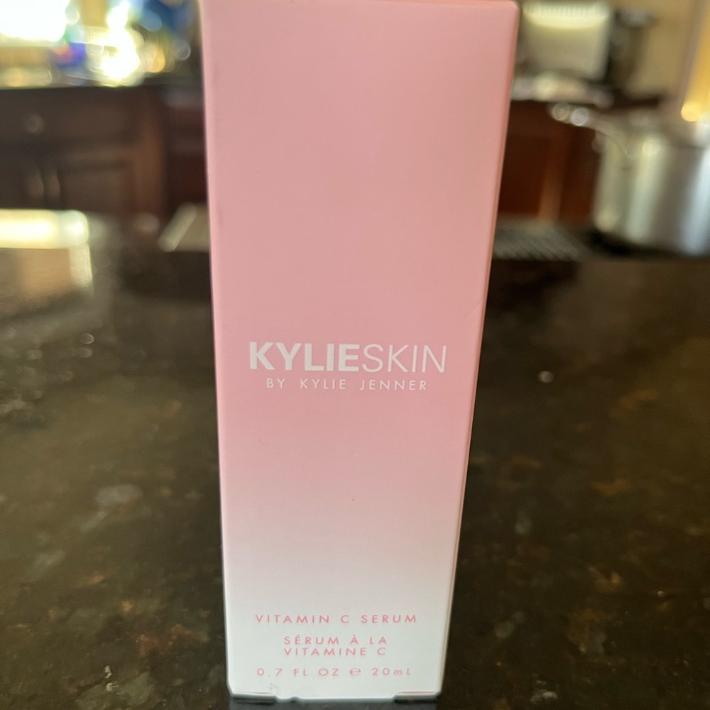 Kylie Skin Box with Barcode
